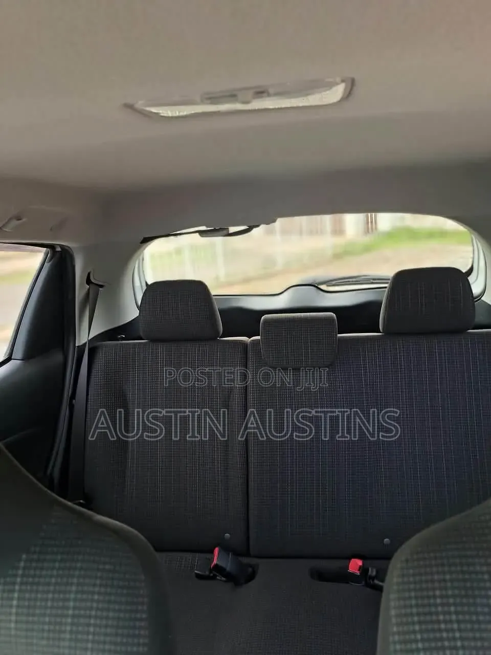 Toyota Vitz 2017 White