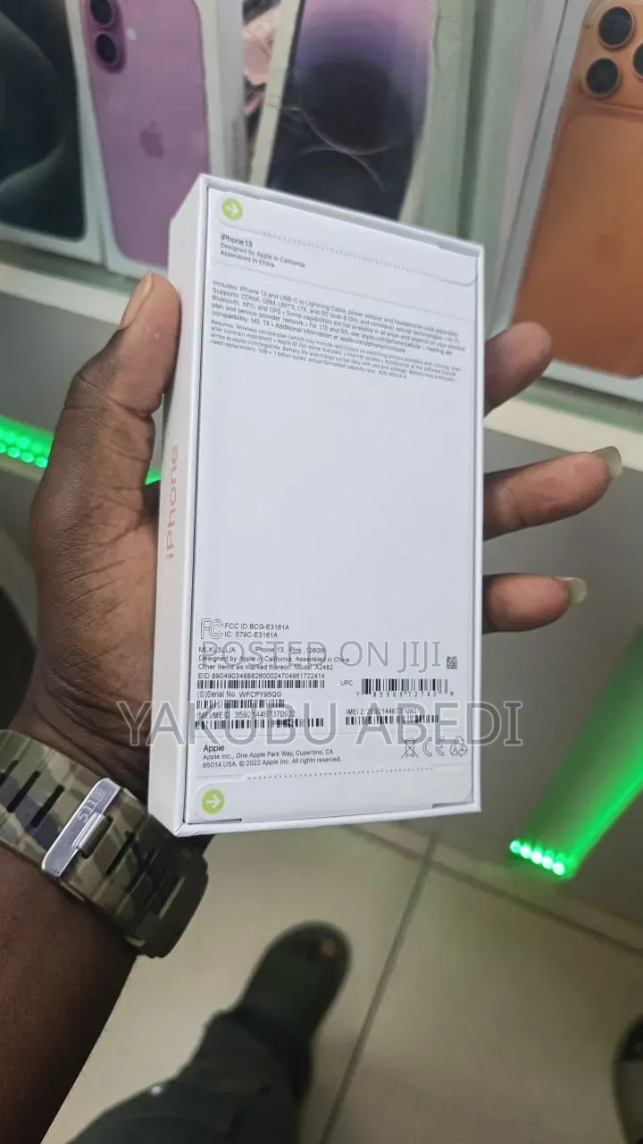 New Apple iPhone 16 Pro Max 256 GB Black