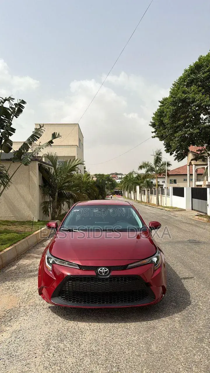 Toyota Corolla LE 2022 Red