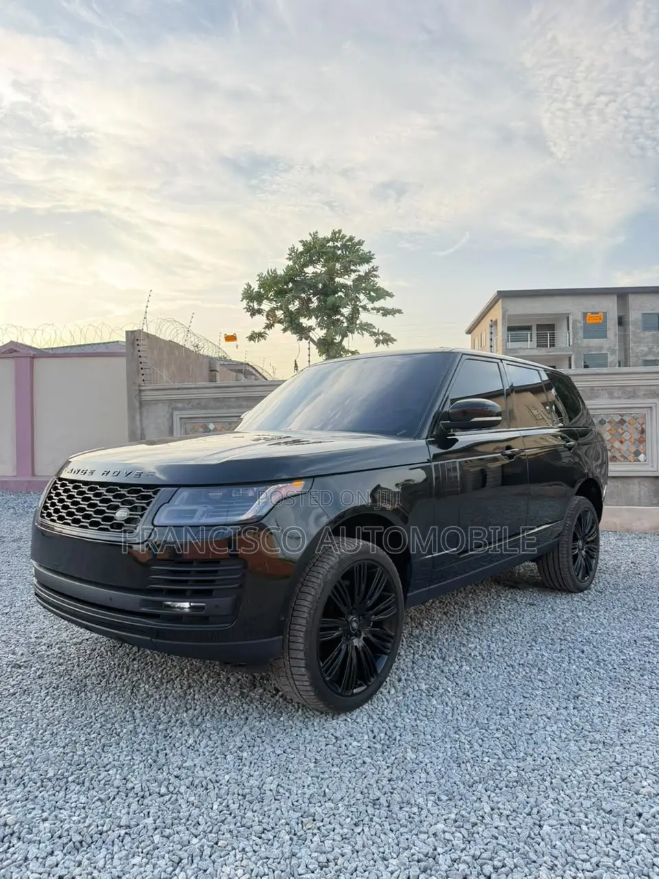 Land Rover Range Rover Vogue 2022 Black