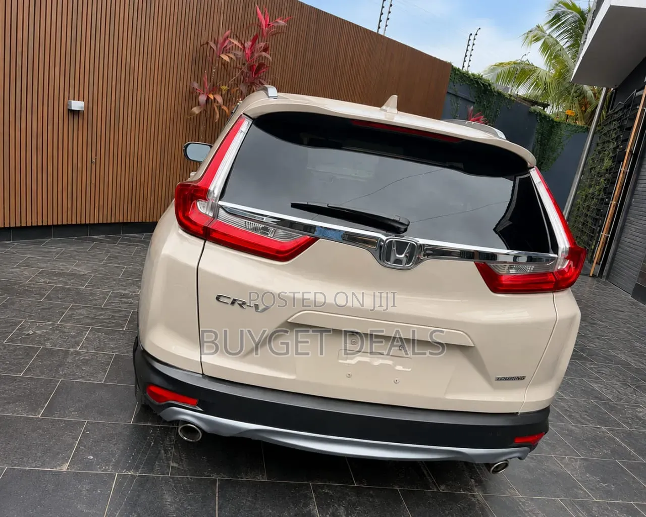 Honda CR-V Touring AWD 2018 Brown