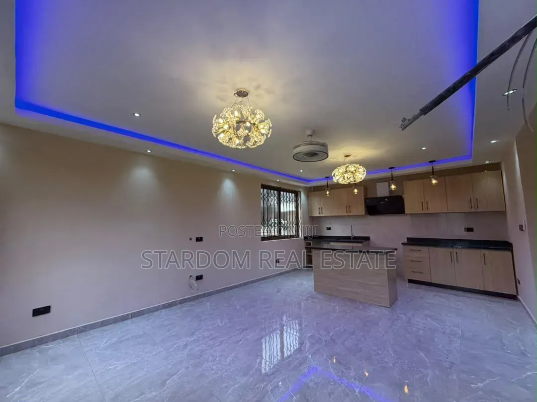 2bdrm Apartment in East Legon, American House for rent