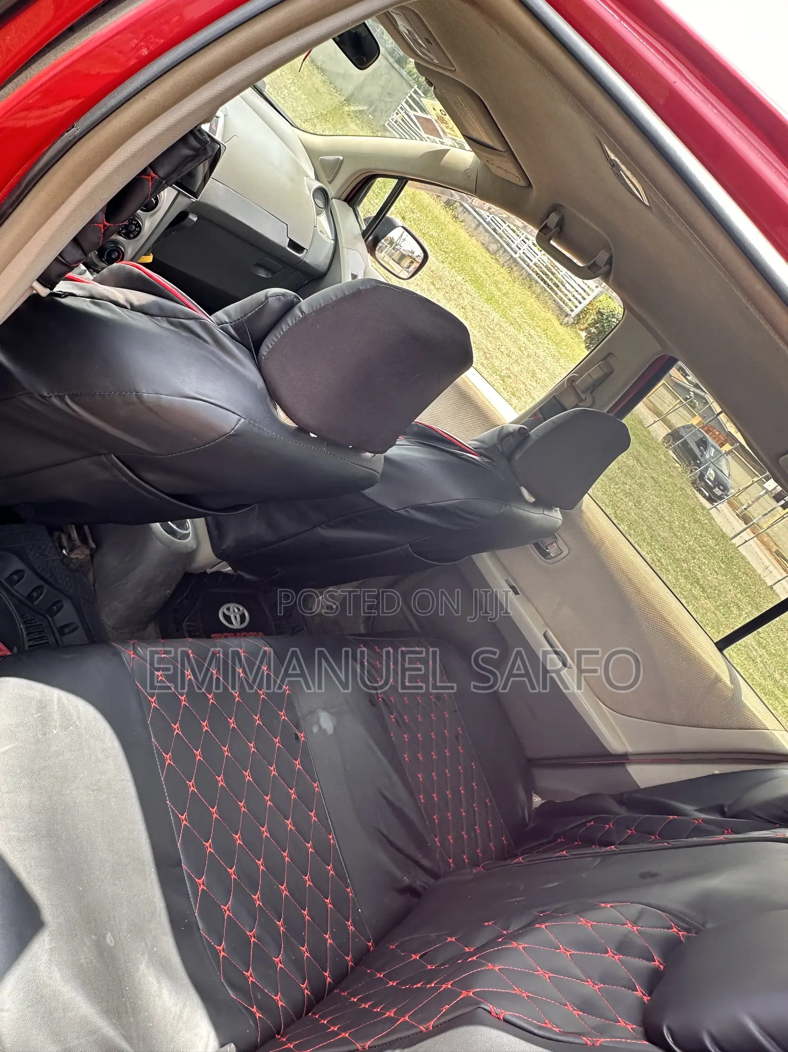 Toyota Vitz 2010 Red