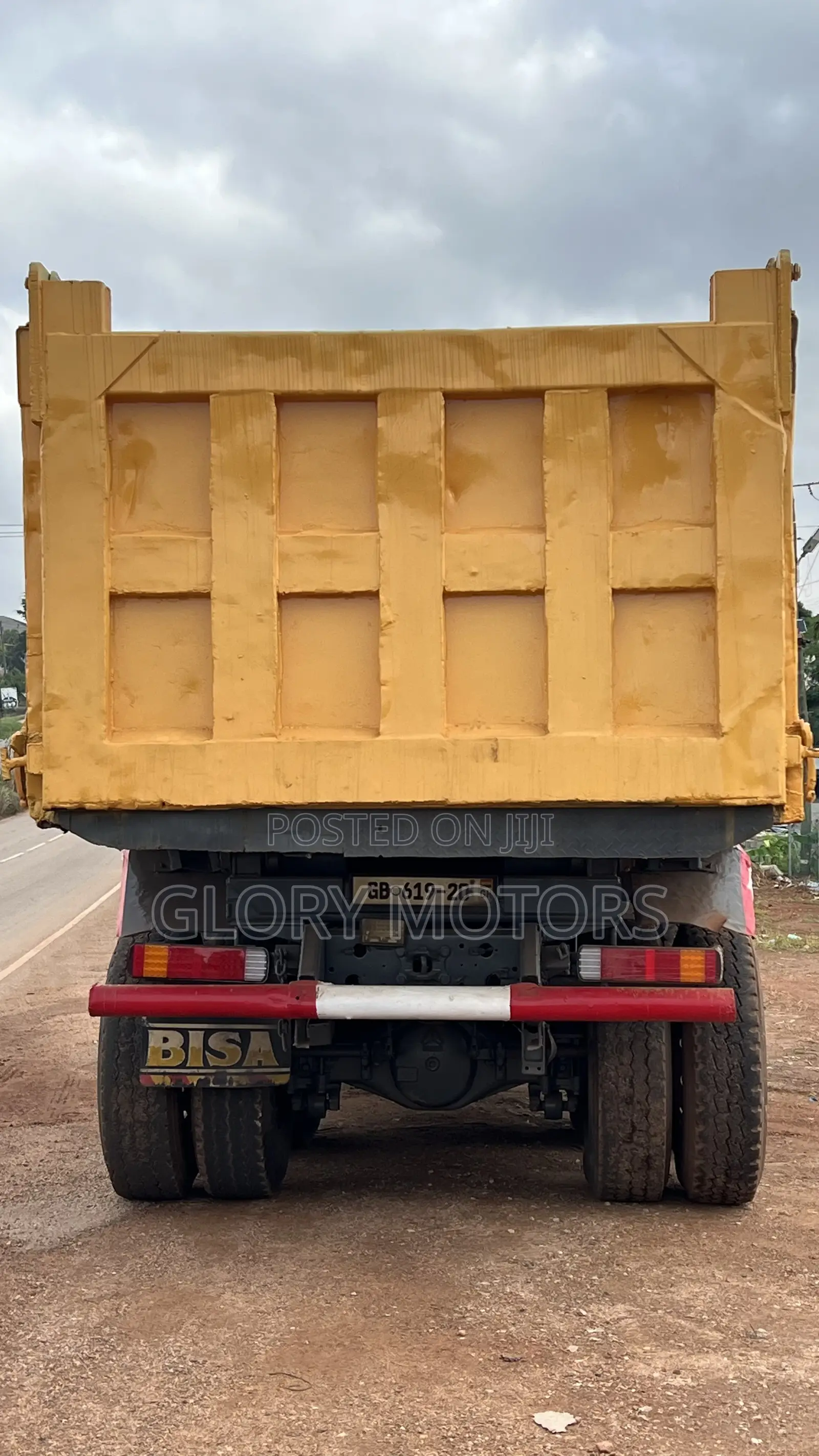 20 Cubic Dump Truck