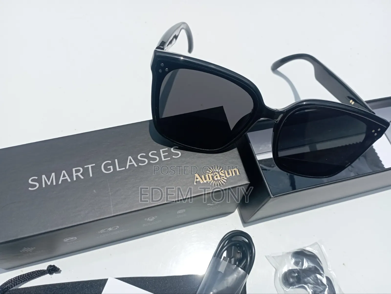AuraSun Smart Audio/Bluetooth Sunglasses