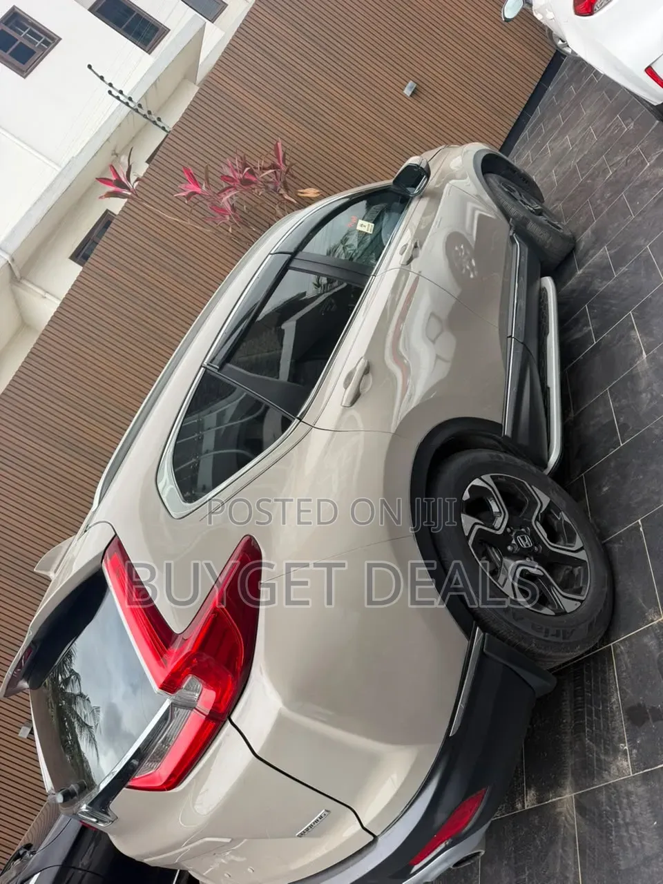 Honda CR-V Touring AWD 2018 Brown