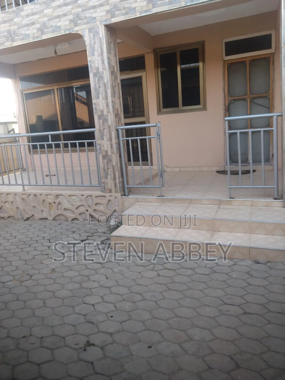 3bdrm Apartment in Adom Agency, Teshie for rent