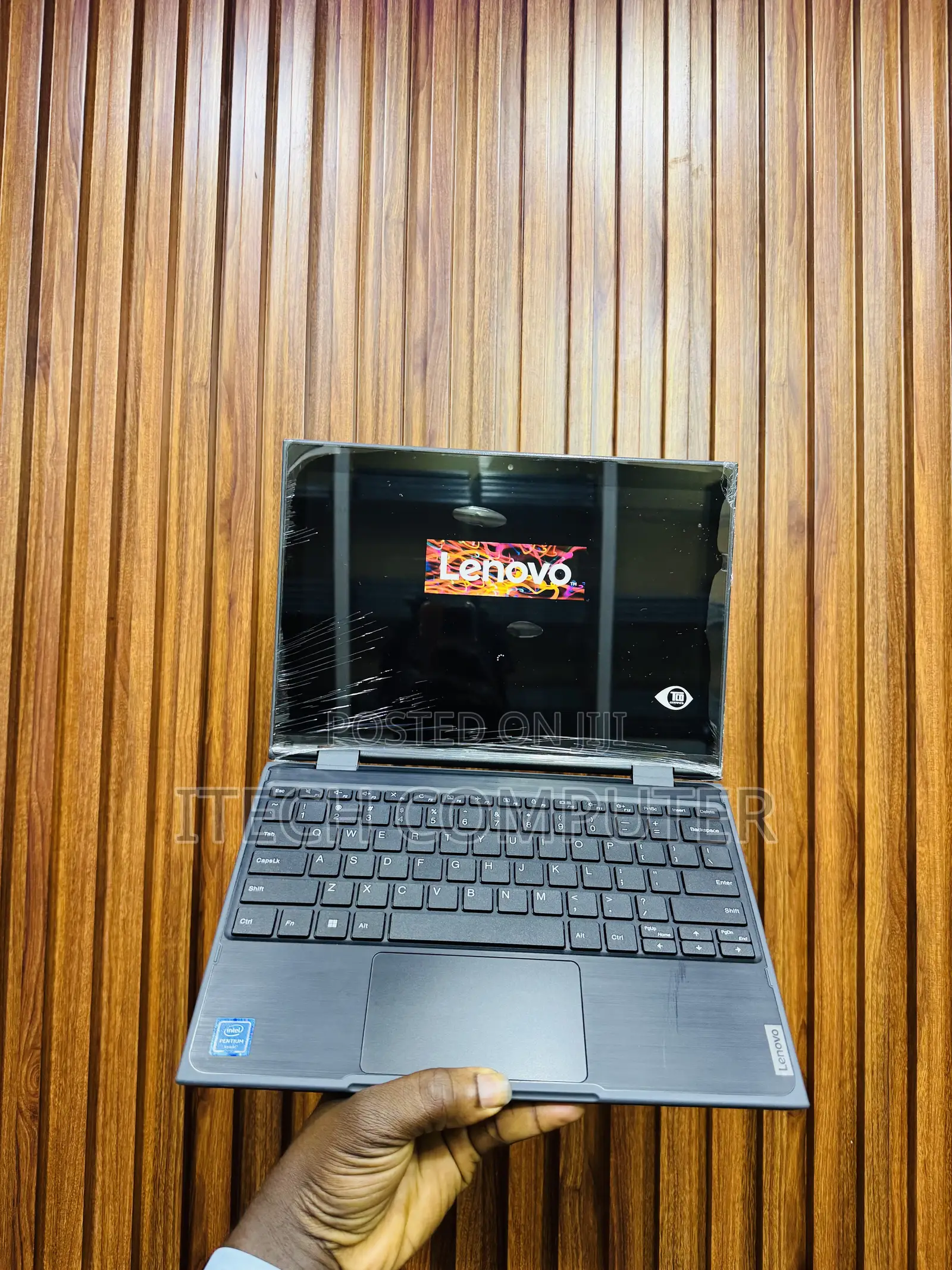 Laptop Lenovo 300e 4GB Intel Core i5 SSD 128GB