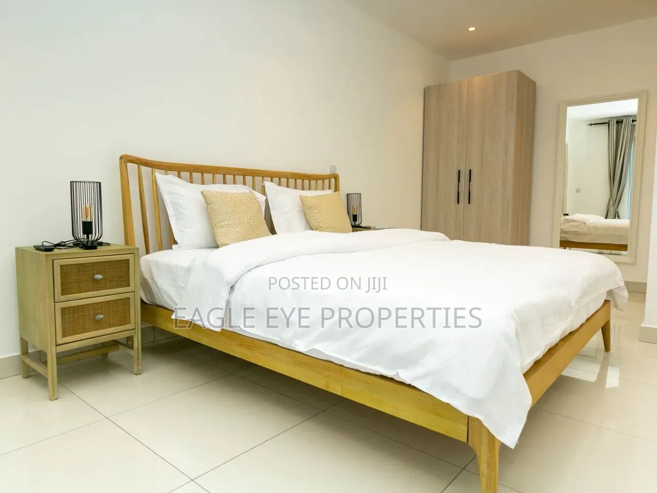 Furnished 3bdrm Apartment in Airport Residential Area for sale