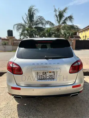 Porsche Cayenne 4dr SUV AWD (3.6L 6cyl 6M) 2014 Silver