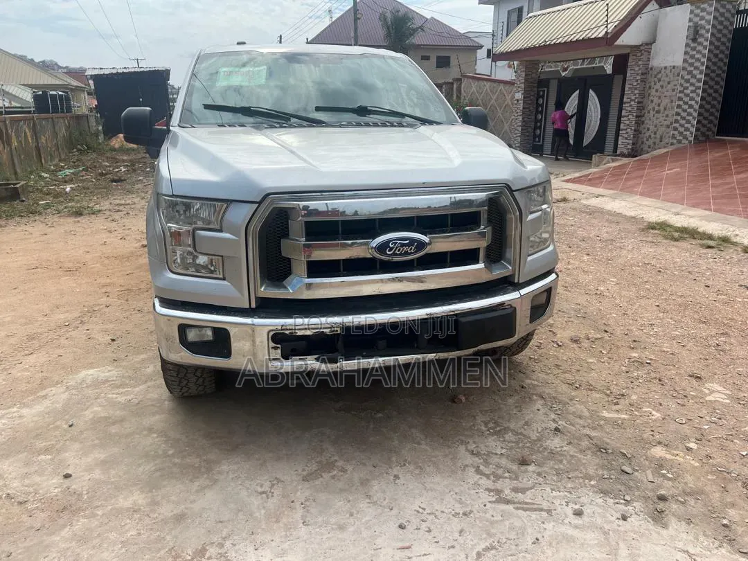 Ford F-150 XLT 4x4 Regular Cab Styleside 6.5 ft. box 122 in. WB 2017 Silver