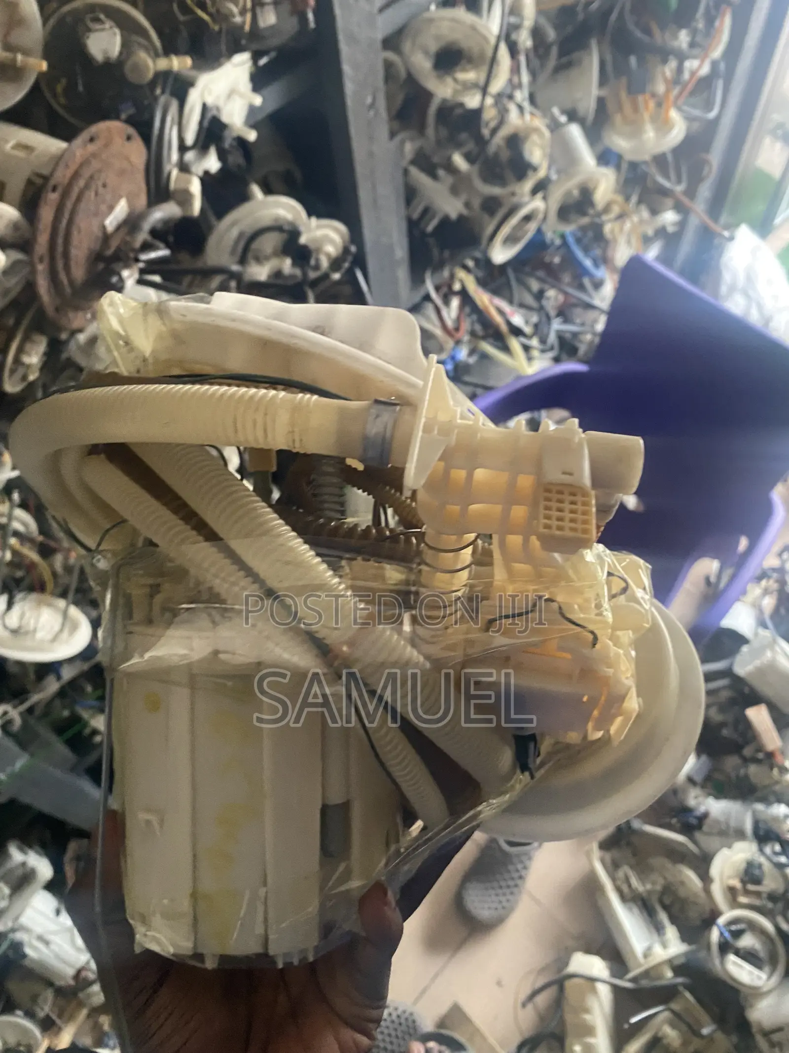 Chrysler 300 Fuel Pump and Filter