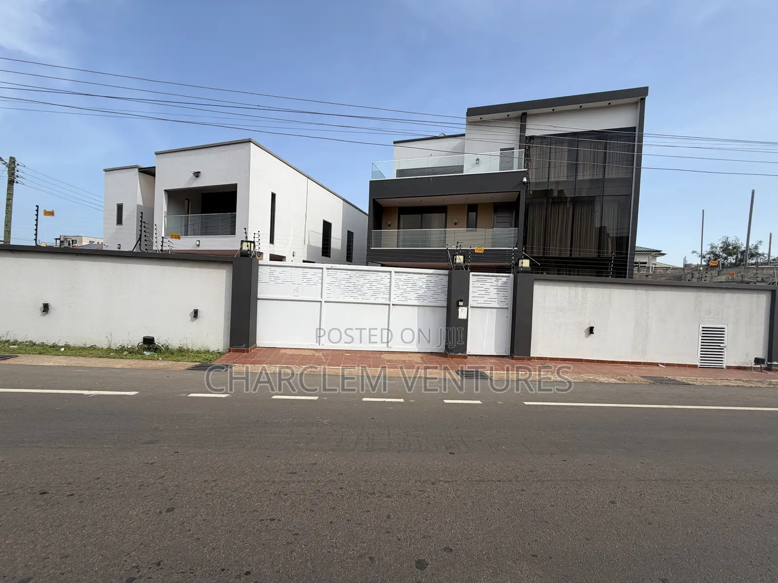 5bdrm House in Charclem Ventures, Accra Metropolitan for sale
