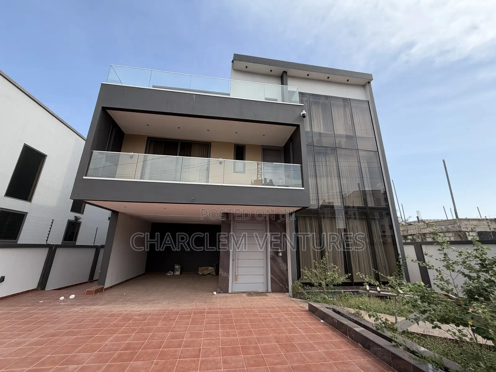 5bdrm House in Charclem Ventures, Accra Metropolitan for sale