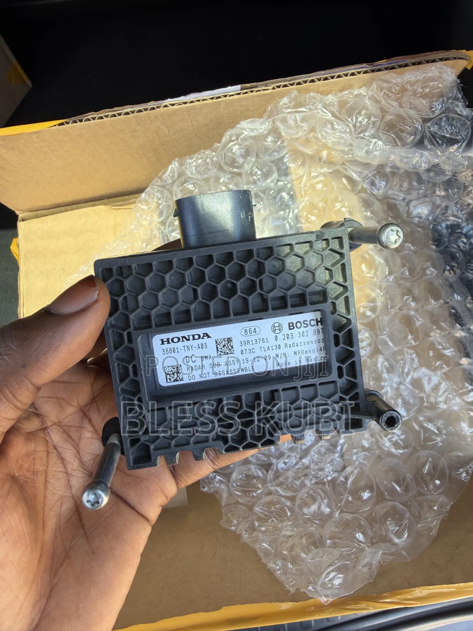 Honda CR-V Front Distance Radar Sensor 36801-Tny-A03 2017-2022