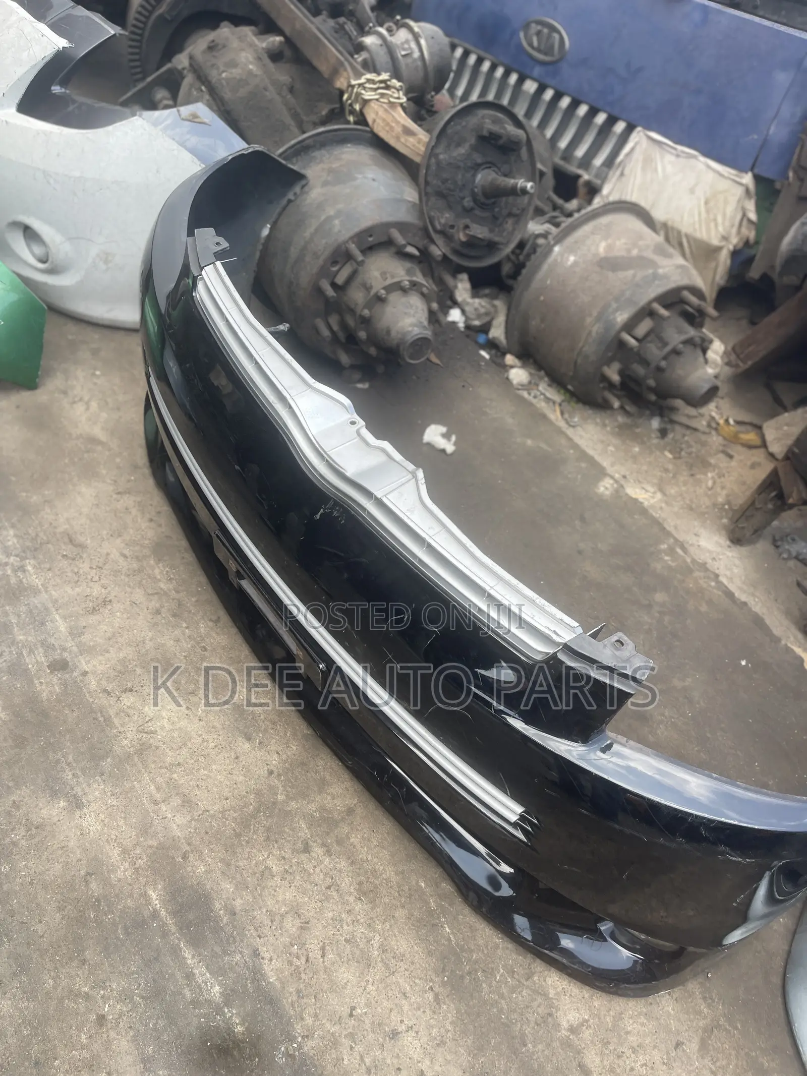 Toyota Voxy 2008 2009 2010 2011 2012 Front Bumper Complete