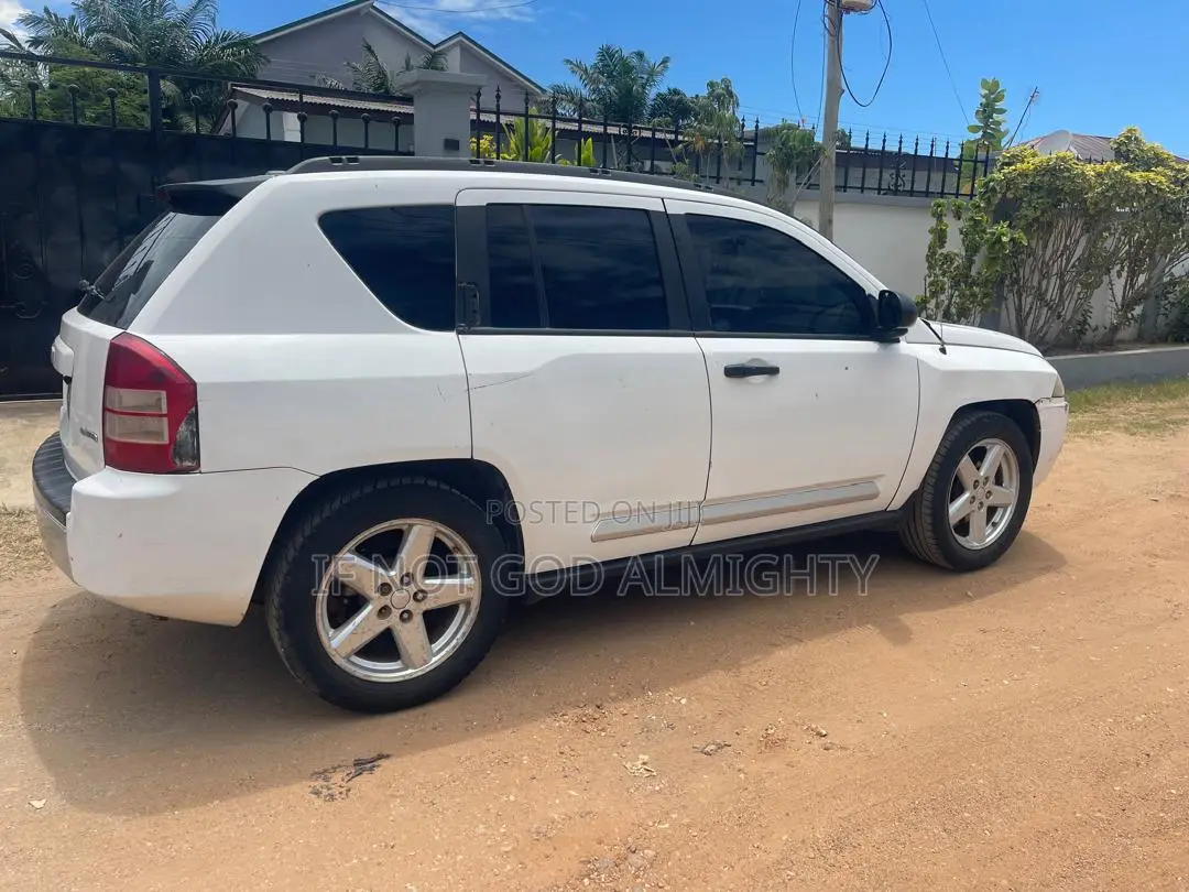 Jeep Compass 2010 White