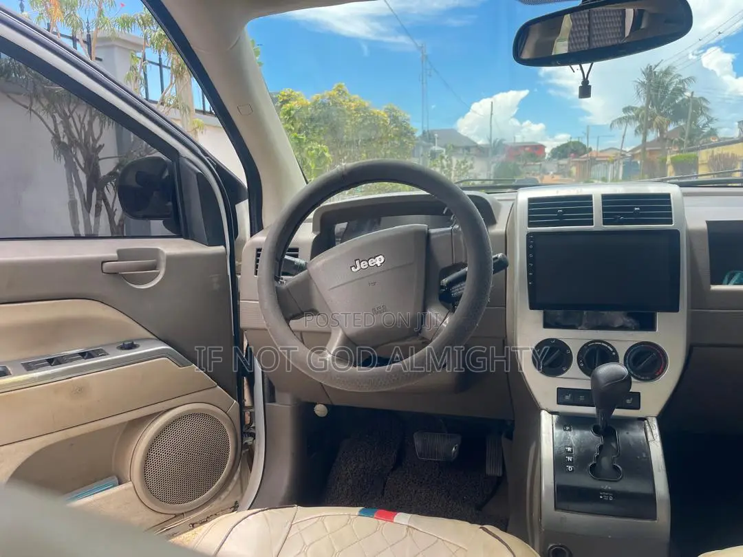 Jeep Compass 2010 White