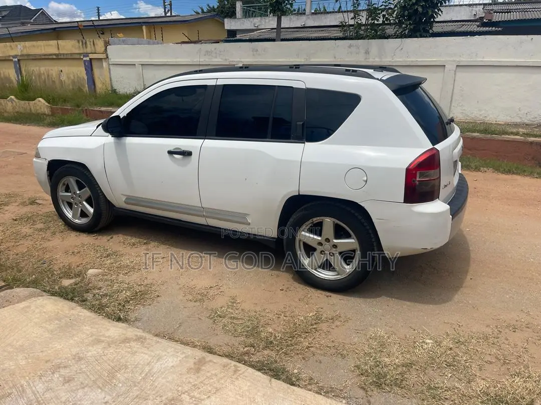 Jeep Compass 2010 White
