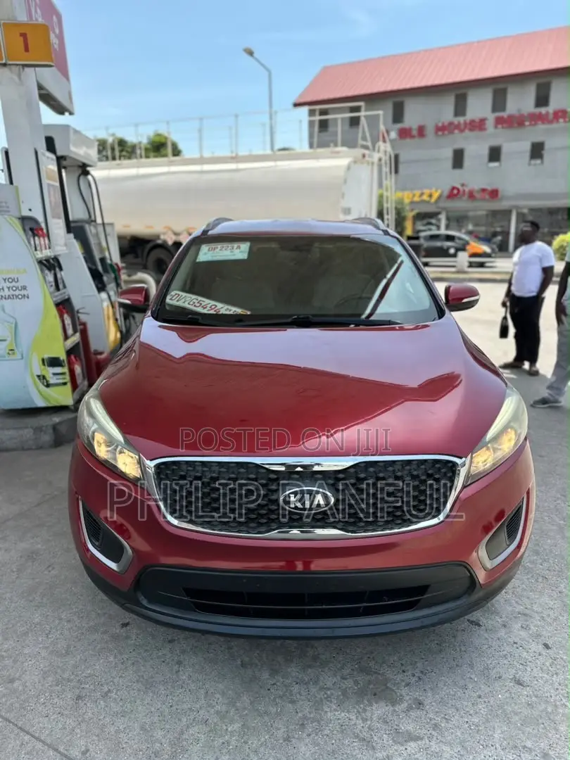 Kia Sorento 4dr SUV 2016 Red
