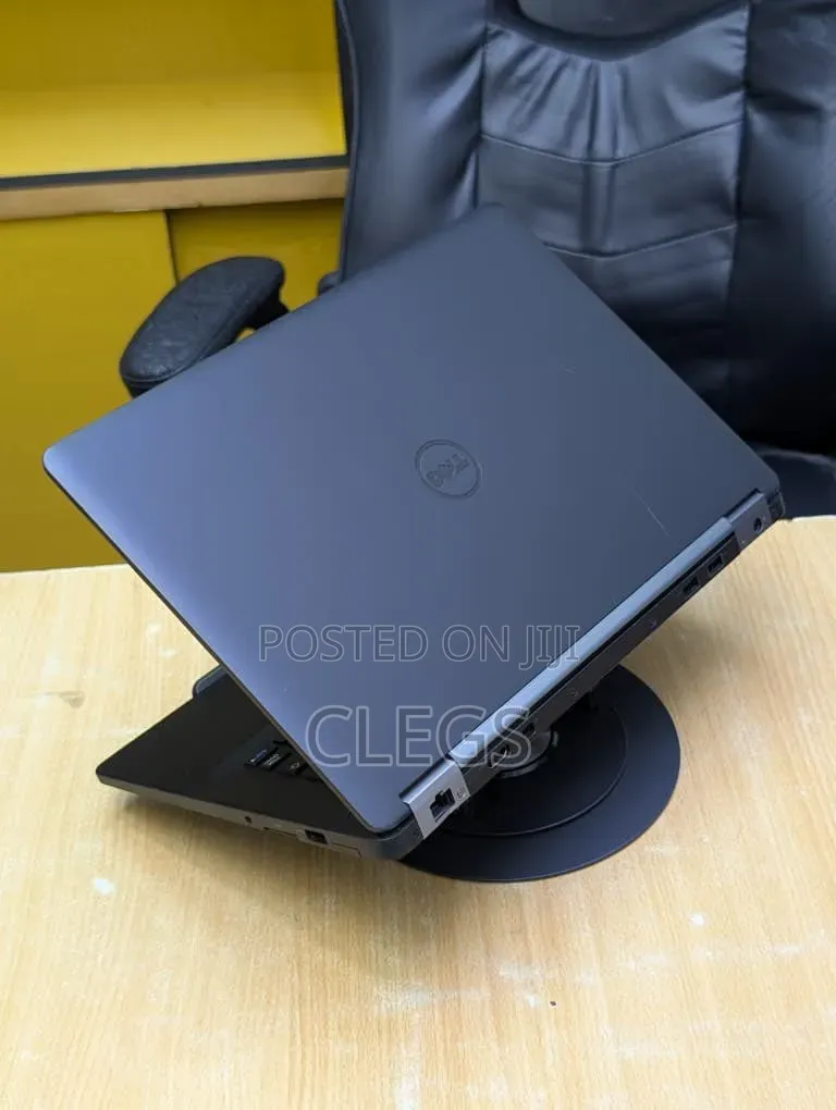 Laptop Dell Latitude 5480 8GB Intel Core i7 SSD 256GB