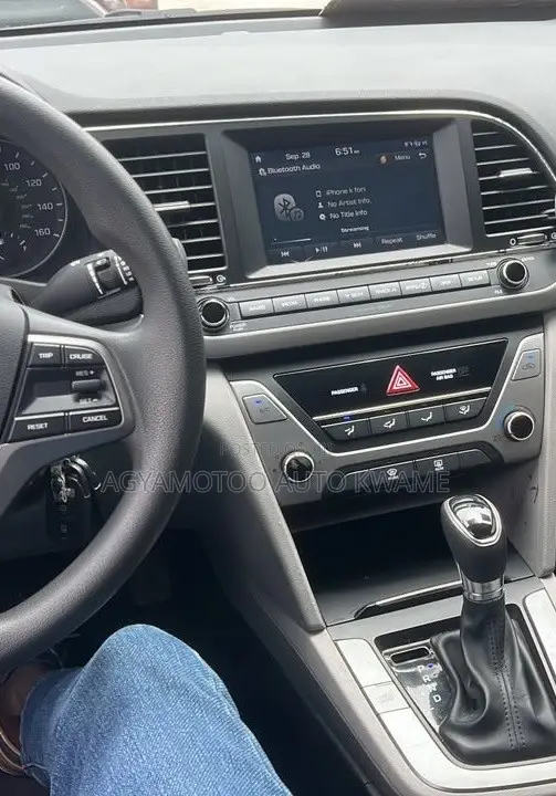 Hyundai Elantra ECO 2018 Off white