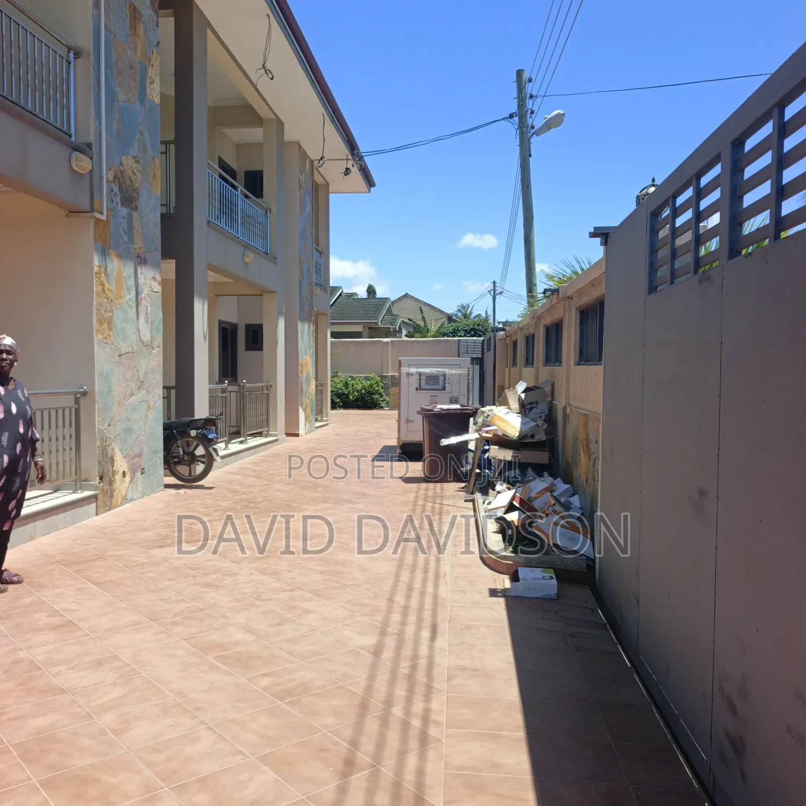 3bdrm Apartment in 3 Bedroom Apartment, Tema Metropolitan for rent