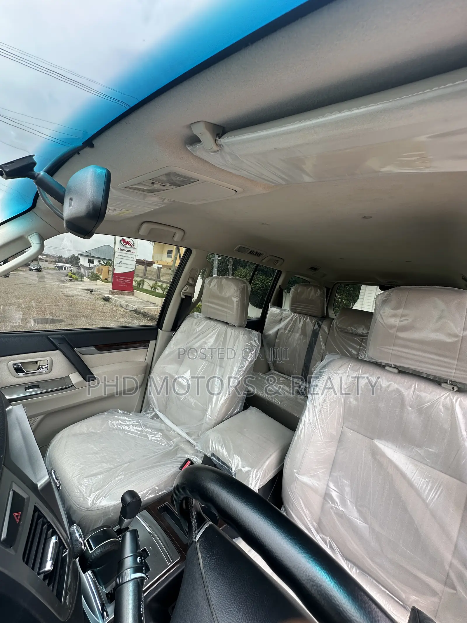 Mitsubishi Pajero V80 3.5 V6 GL/GLS 2016 Silver