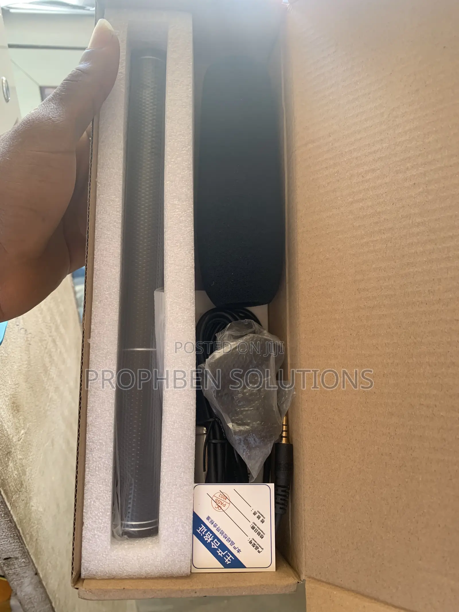 Interview Microphone for Phones and Cameras PC. Boom Mic