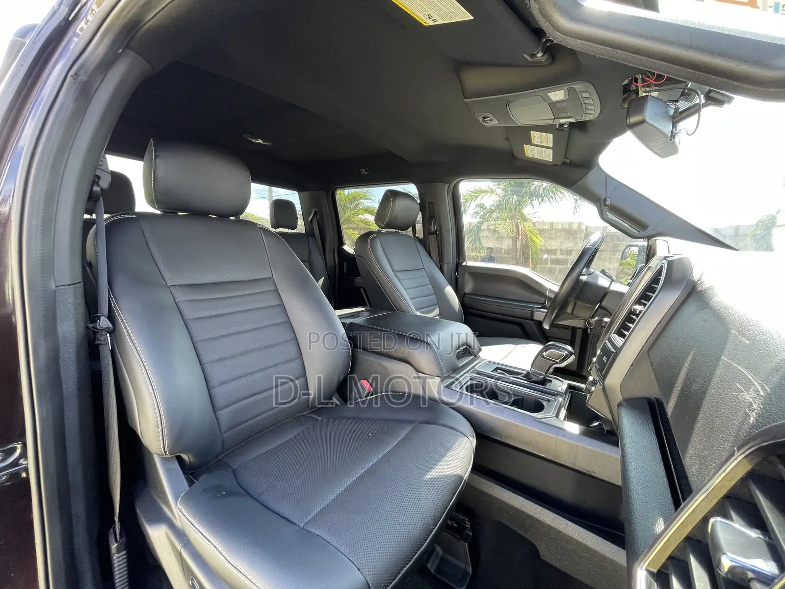 Ford F-150 XL 4x4 Regular Cab Styleside 8 ft. box 141 in. WB 2019 Brown