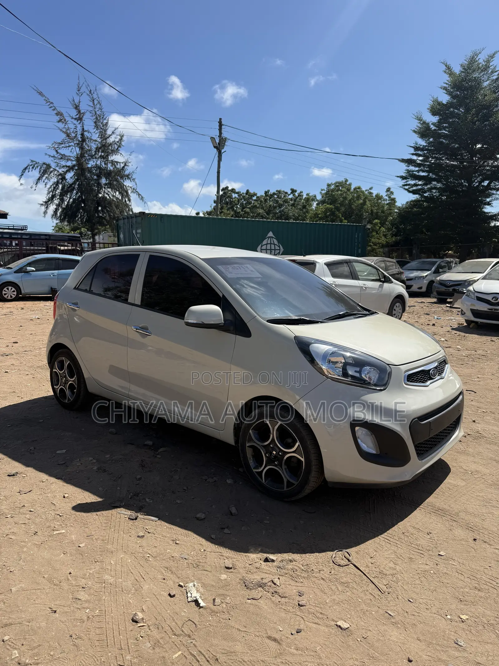Kia Morning 2012 Off white