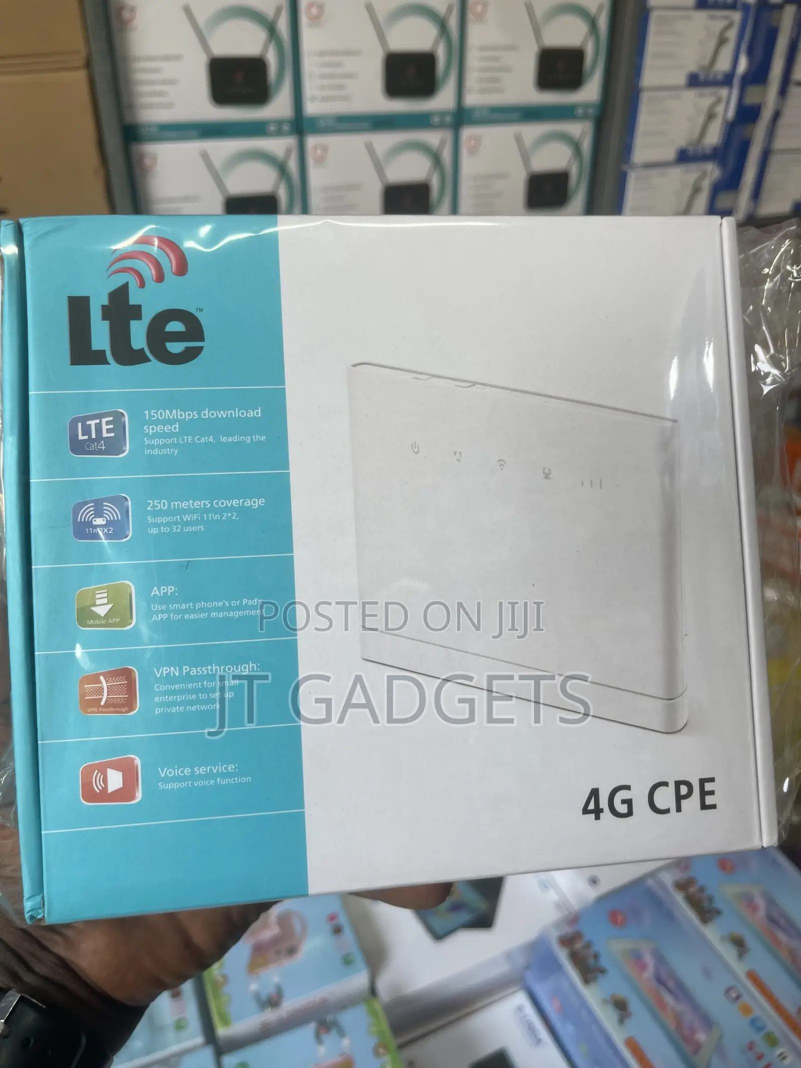 4G LTE CPE Router: Plug, Play & Share Internet