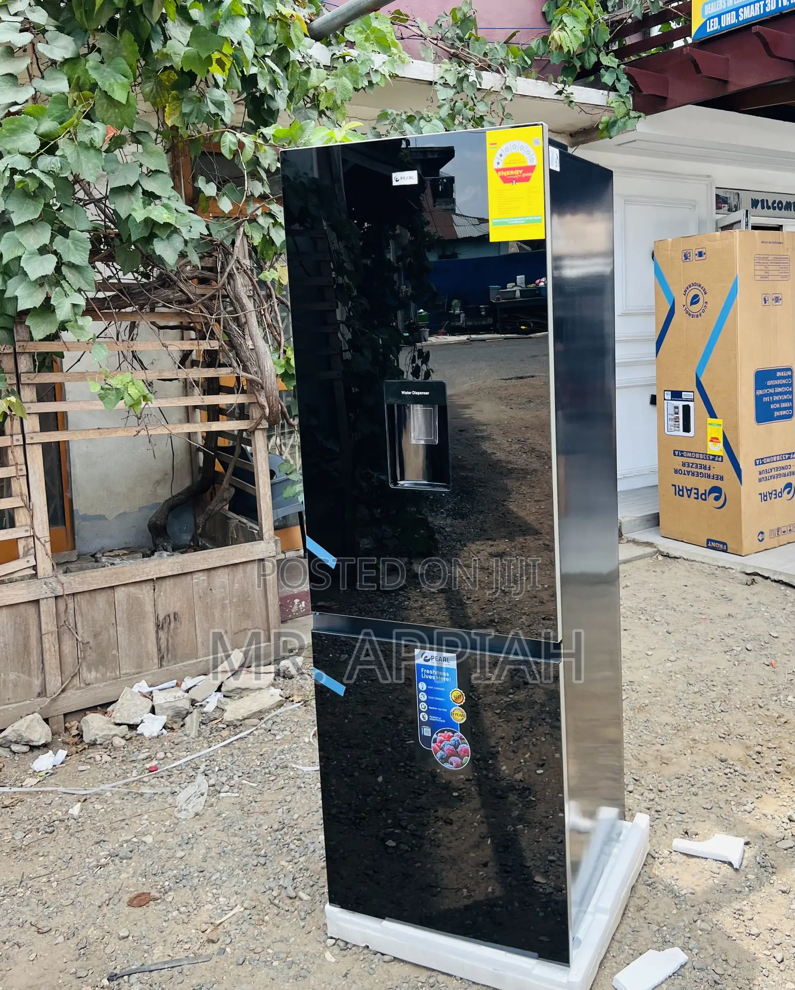 Pearl PF-433BBGWD-A1 Is a Premium Refrigerator for Every Home 