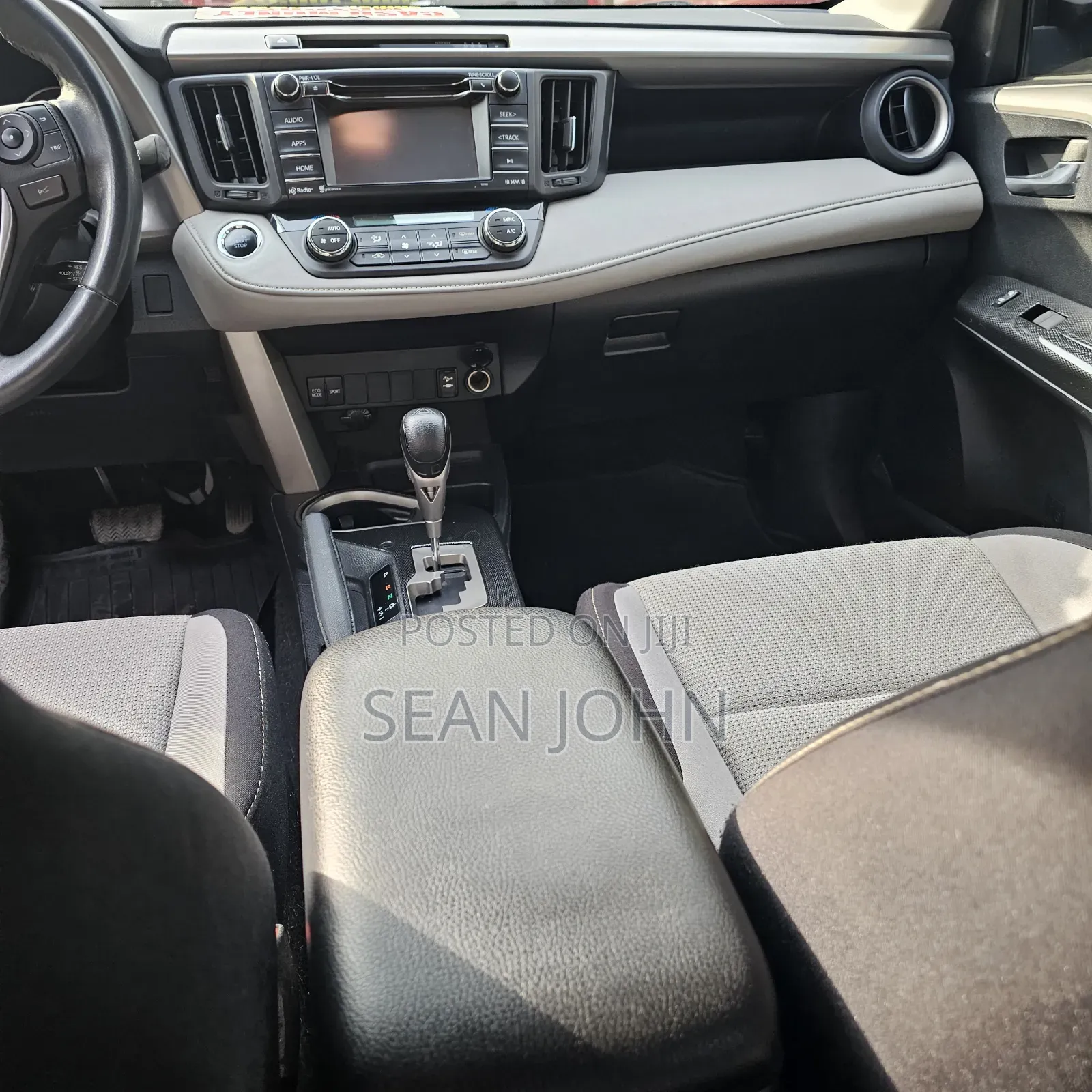 Toyota RAV4 SE 4dr SUV AWD (2.5L 4cyl 6A) 2018 Black