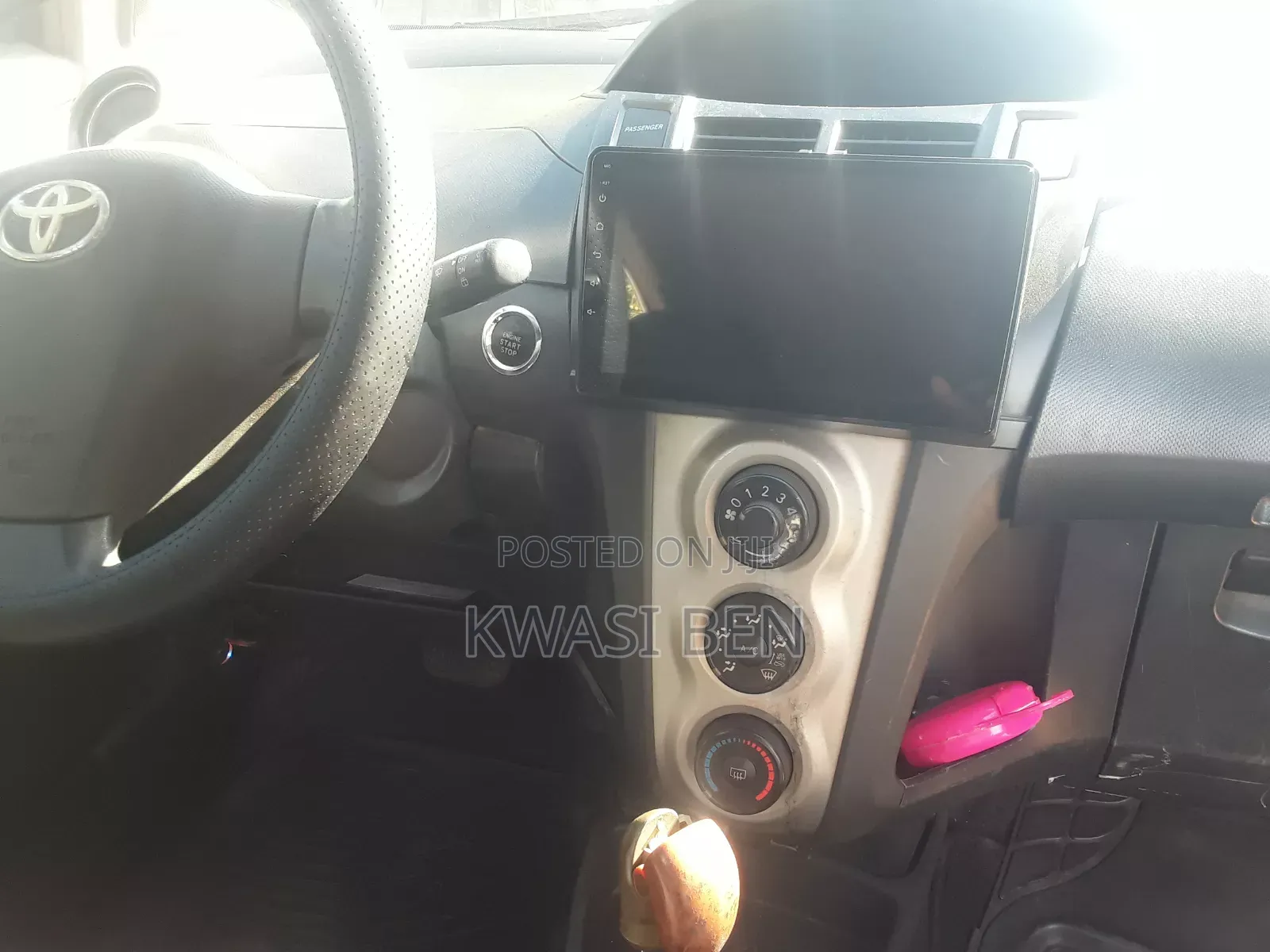 Toyota Vitz 2010 Black