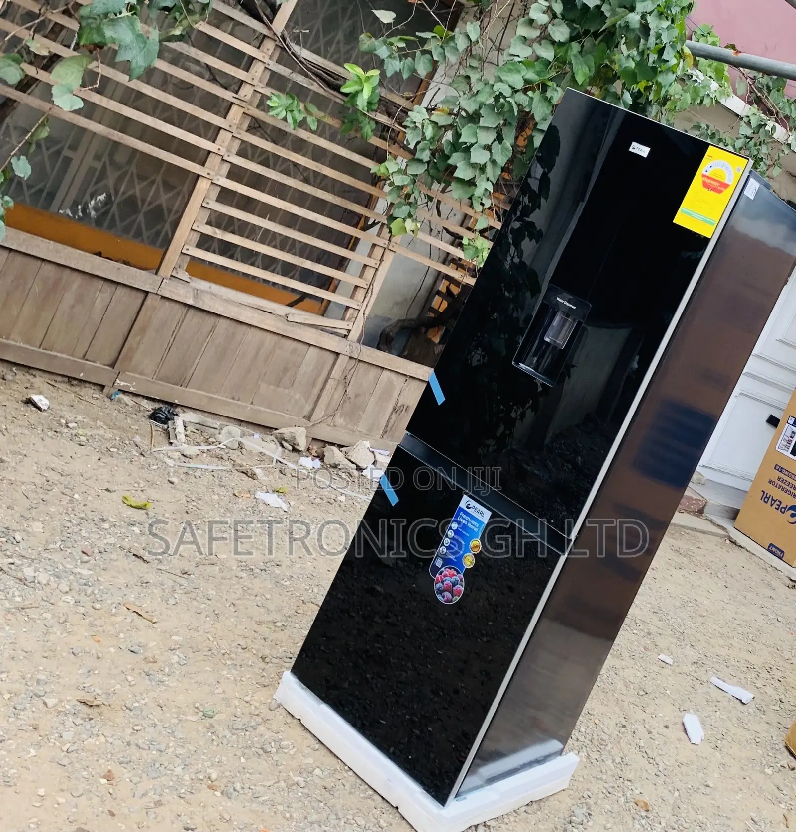 Smart Cooling Pearl Black 309L Bottom Mount Fridge
