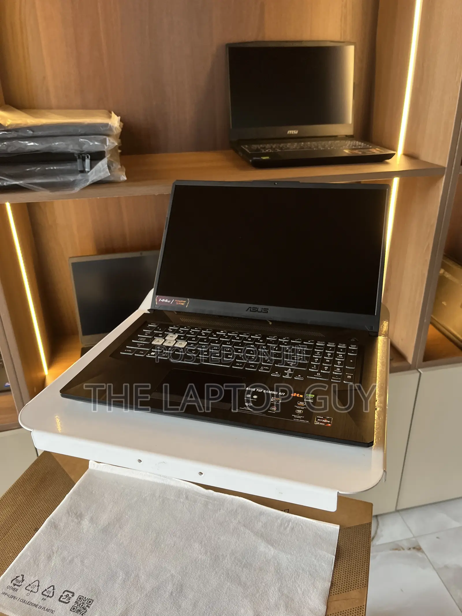 New Laptop Asus ROG Zephyrus M16 16GB Intel Core i7 SSD 512GB