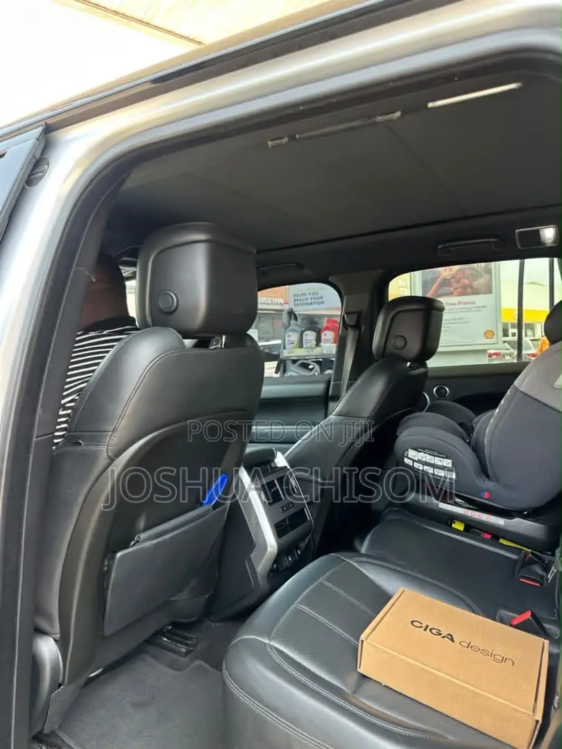 Land Rover Range Rover Sport HSE 2019 Silver