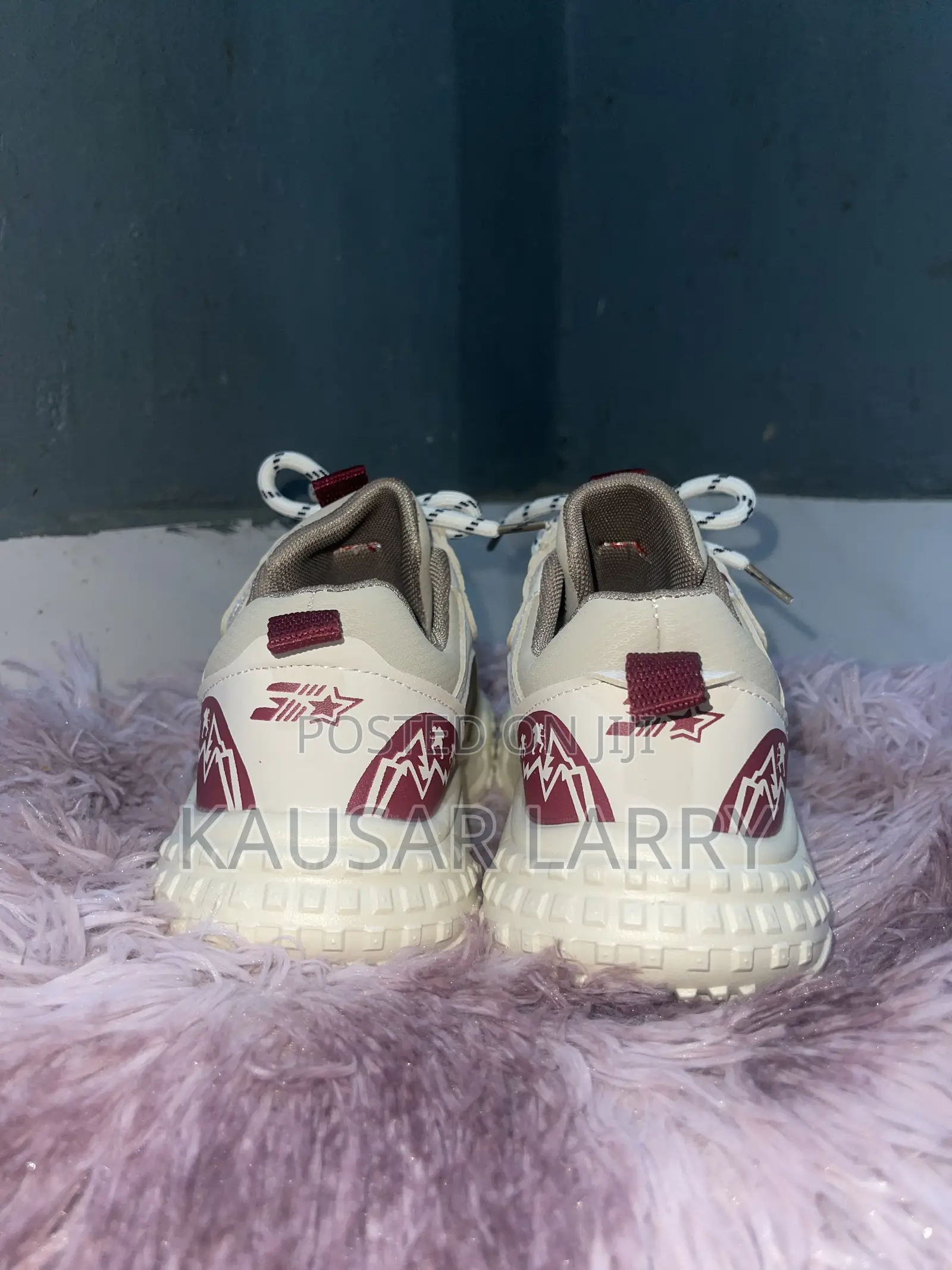 Stylish Sneakers – Comfortable, Trendy and Perfect for Everyday Wear