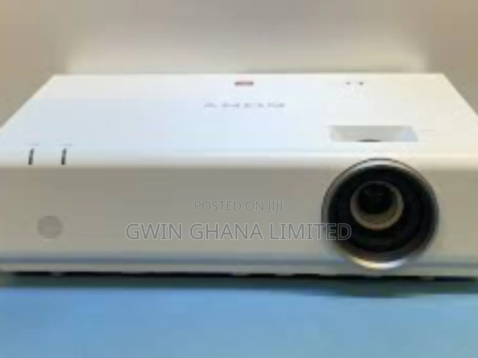 Sony VPL Ew276 Super 3700 Lumens Projector . School, Churches, HDMI