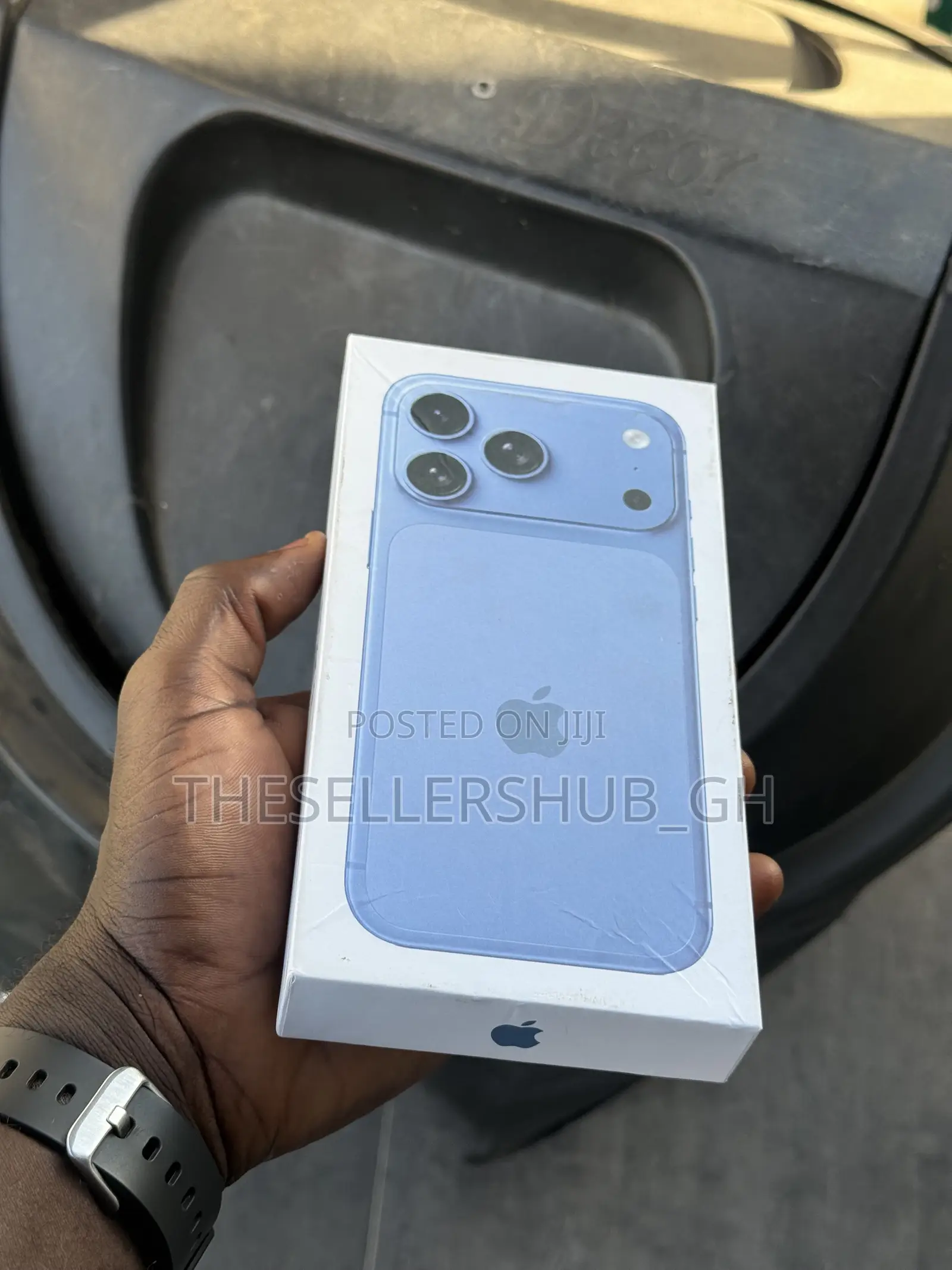 New Apple iPhone 18 Pro Max 1 TB Blue