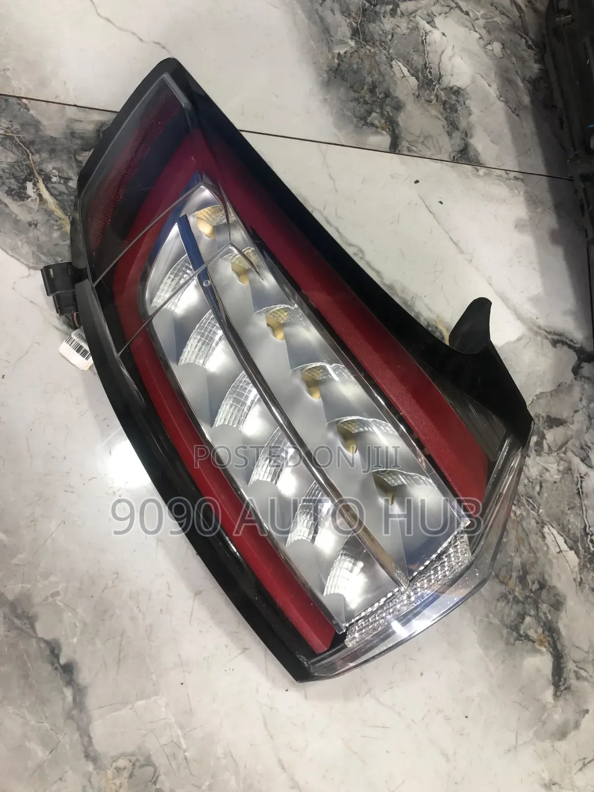 Ford Edge 2015, 2016, 2017, 2018 Left Taillight – OEM | Foreign Used