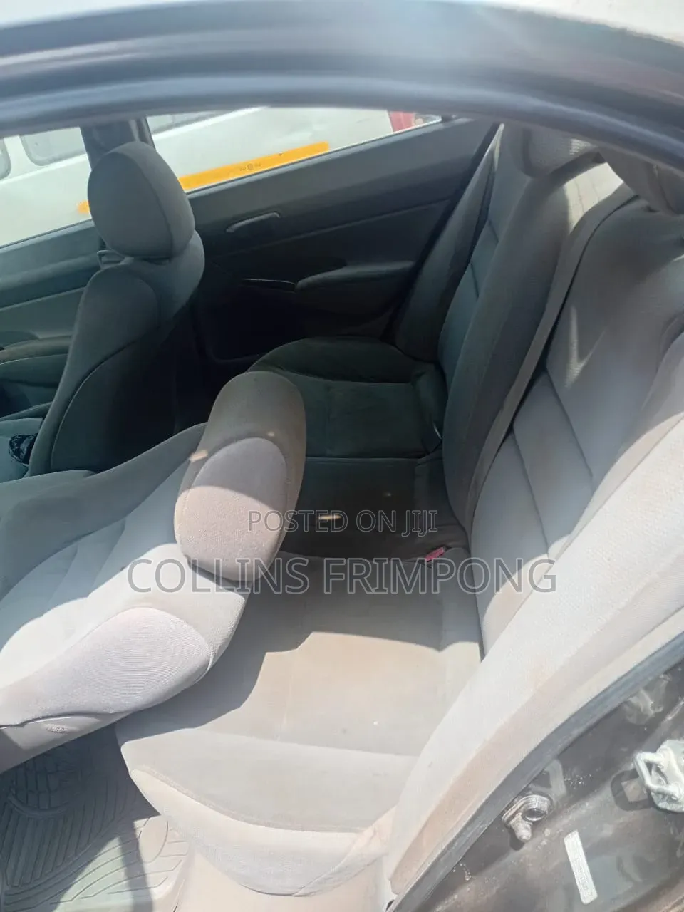 Hyundai Accent SE 2010 Silver