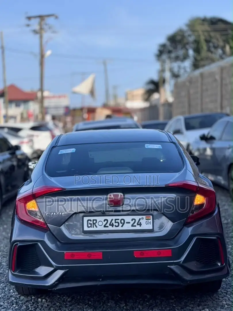 Honda Civic EX 4dr Sedan (2.0L 4cyl) 2017 Gray
