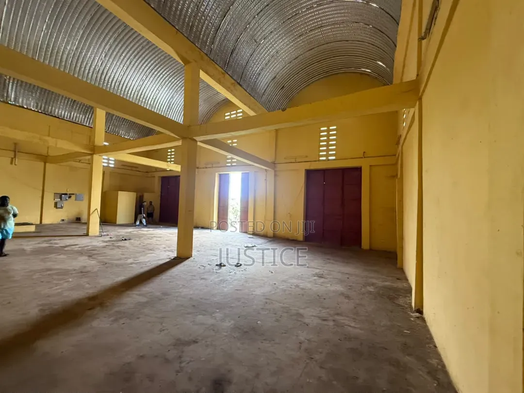 Roadside 280 SQM Capacity Warehouse Weija