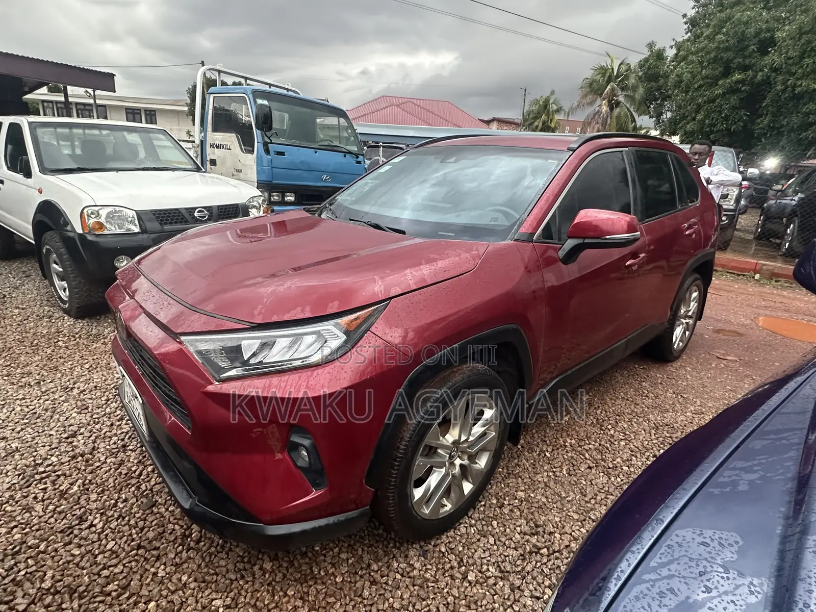 Toyota RAV4 XLE AWD 2020 Red
