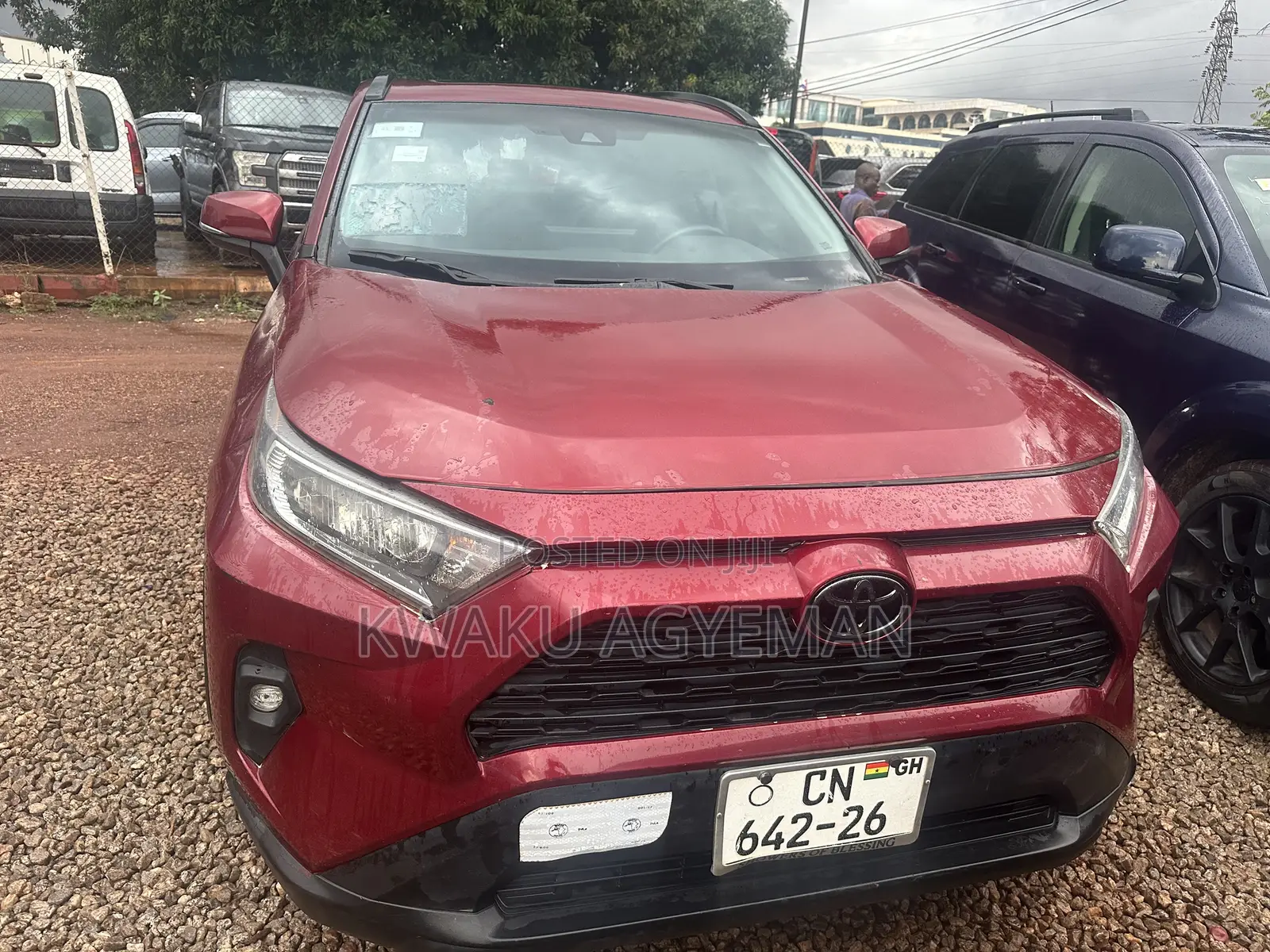 Toyota RAV4 XLE AWD 2020 Red