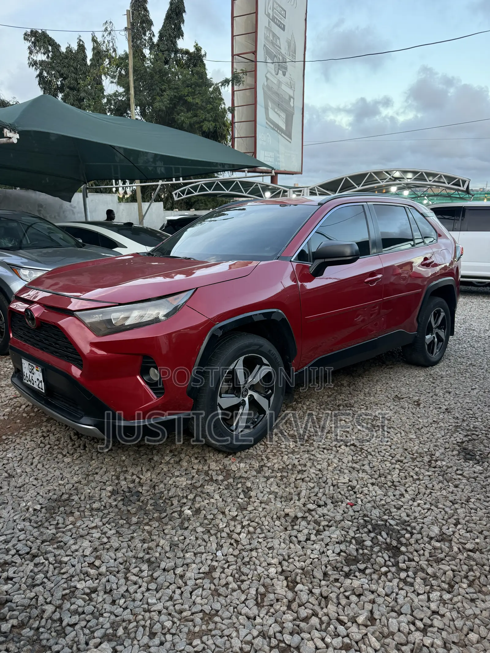 Toyota RAV4 LE AWD 2020 Red