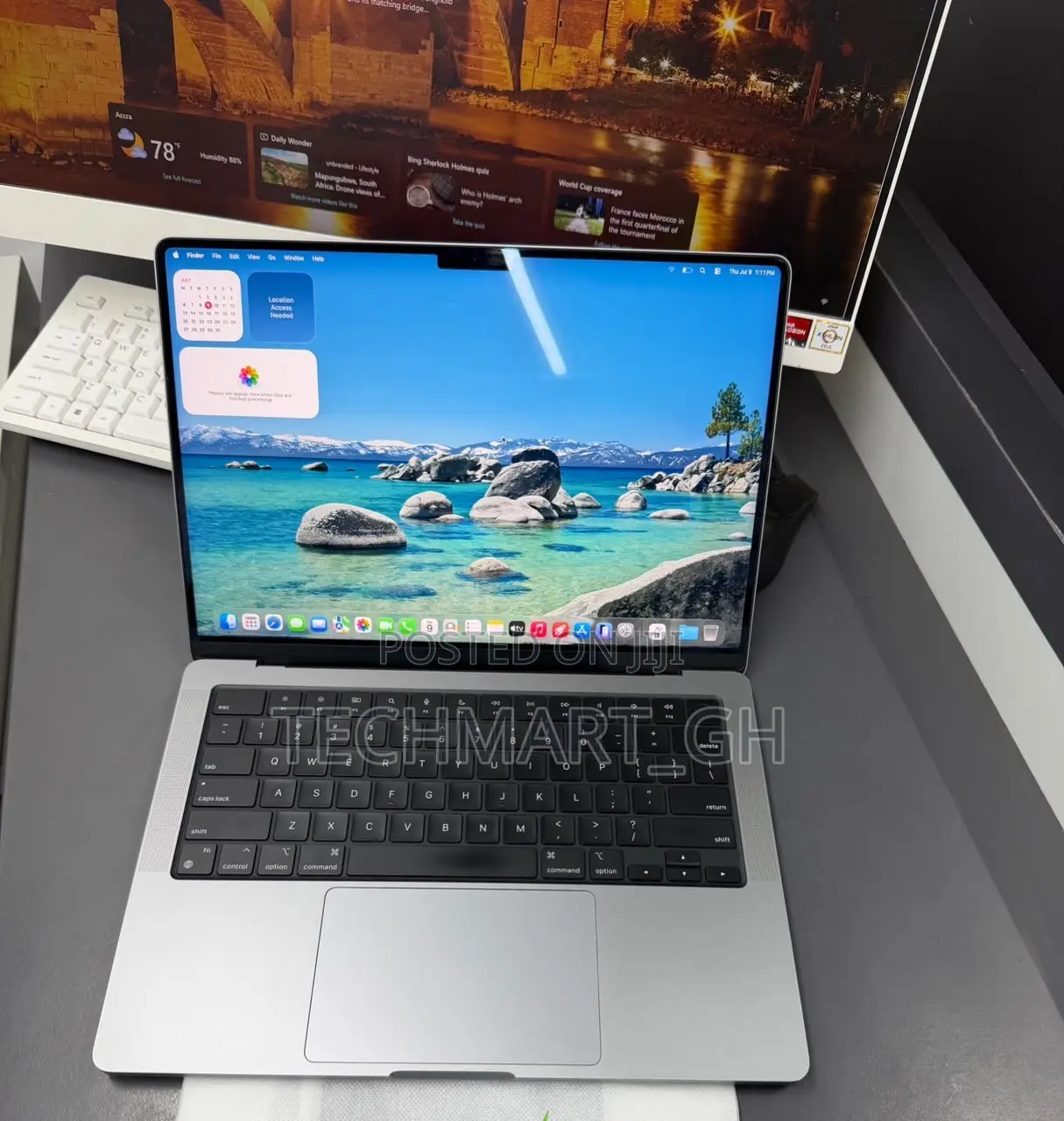 New Laptop Apple MacBook Pro 2025 M5 24GB Apple M5 SSD 1T