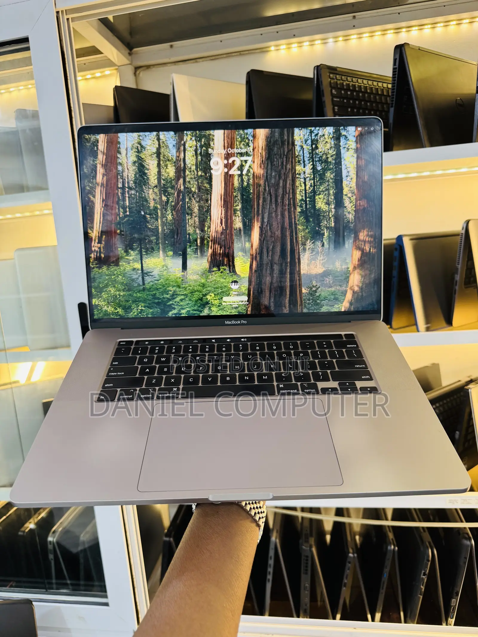 Laptop Apple MacBook Pro 2019 16GB Intel Core i7 SSD 512GB